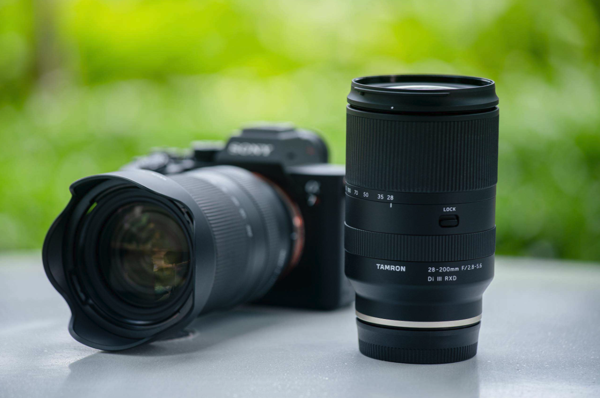 High-quality Tamron 28-200mm lens on DSLR camera for versatile photography.